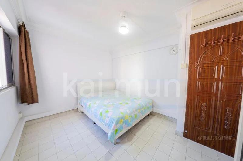 4 Room (4NG) HDB for Sale in  475 Ang Mo Kio Avenue 10 - Image 9